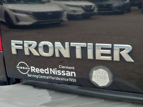 Used 2017 Nissan Frontier SV RWD image 11