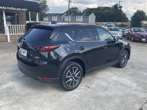 Used 2017 MAZDA CX-5 Grand Touring FWD image 3