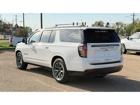 Used 2022 Chevrolet Suburban Z71 w/ Z71 Off-Road Package image 5