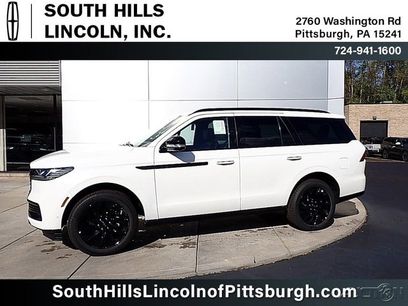 New 2025 Lincoln Navigator Reserve w/ Jet Appearance Package