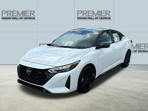 New 2025 Nissan Sentra SR w/ Midnight Edition image 1
