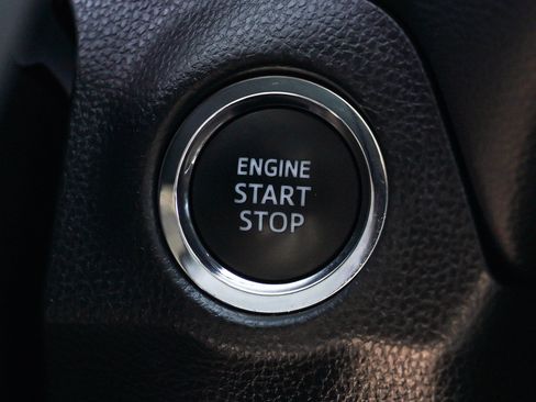 Certified 2025 Toyota RAV4 XLE Premium AWD/4WD image 38