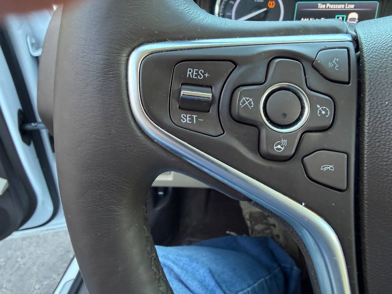 Used 2017 Buick Regal Premium FWD image 22