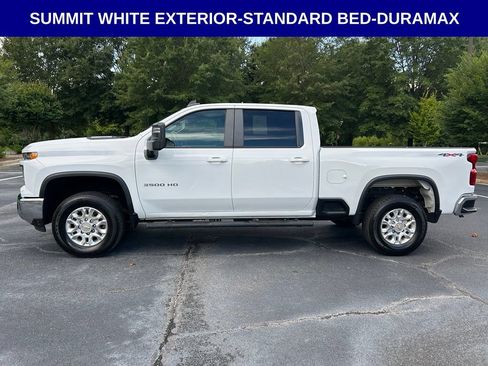 Used 2024 Chevrolet Silverado 3500 LT AWD/4WD image 7