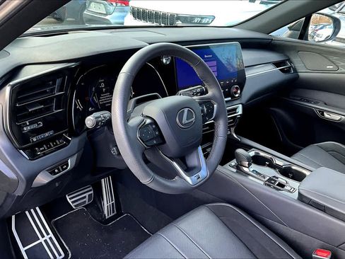 Used 2023 Lexus RX 500h F Sport image 16