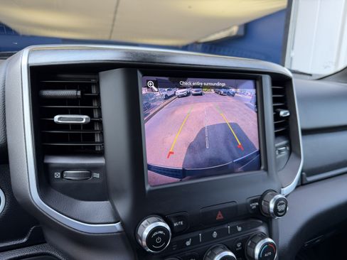 Used 2019 RAM 1500 Big Horn AWD/4WD image 24