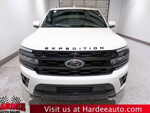 Used 2023 Ford Expedition Limited RWD image 7