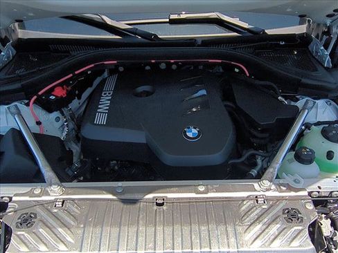 Used 2026 BMW X5 sDrive40i w/ M Sport Package RWD image 15