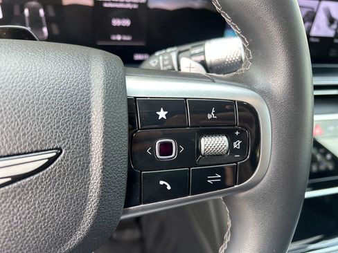 Used 2025 Genesis GV80 AWD 2.5T Standard image 22