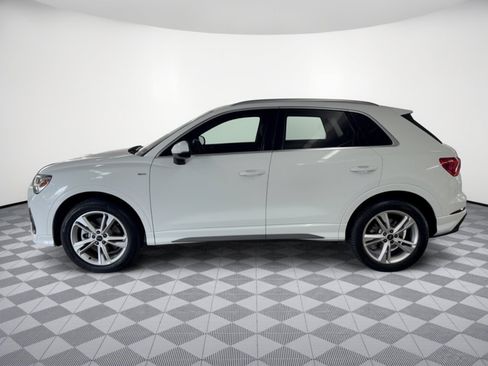 Used 2024 Audi Q3 2.0T Premium AWD/4WD image 2