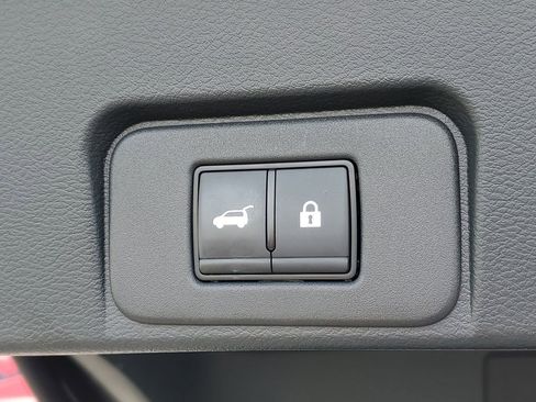 Used 2024 Nissan Rogue Platinum w/ Platinum Premium Package AWD/4WD image 33