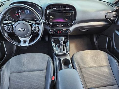 Used 2020 Kia Soul EX FWD image 10