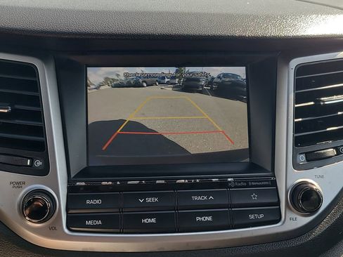 Used 2018 Hyundai Tucson Value w/ Cargo Package FWD image 25