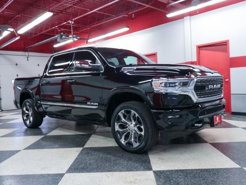 Used 2024 RAM 1500 Limited AWD/4WD image 36