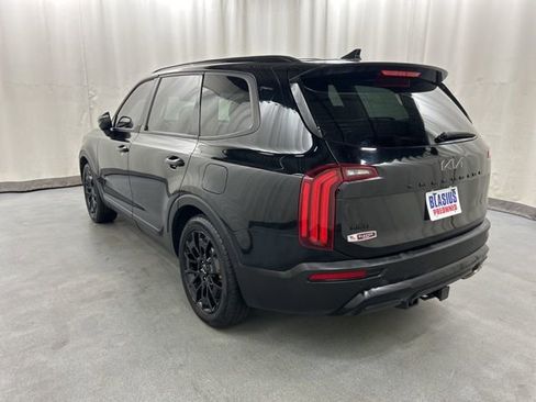 Used 2022 Kia Telluride EX w/ EX Premium Package image 4