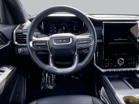 Used 2026 GMC Acadia Elevation w/ Elevation Premium Package FWD image 6