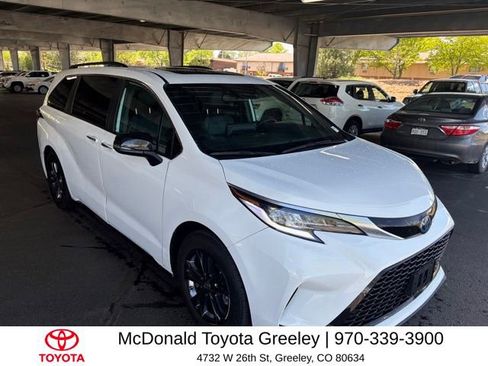 Used 2024 Toyota Sienna XSE w/ XSE Premium Package AWD/4WD image 23