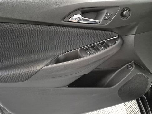 Used 2016 Chevrolet Cruze LT image 12