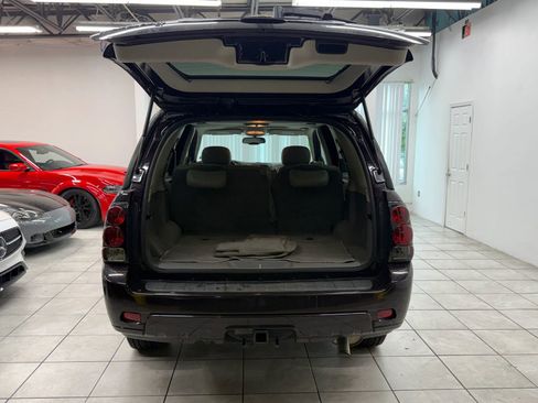 Used 2008 Chevrolet TrailBlazer LT w/ Sun And Sound Package RWD image 19