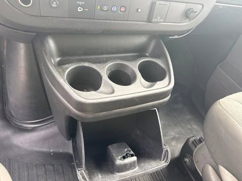 Used 2019 Chevrolet Express 2500 w/ Safety Package RWD image 10