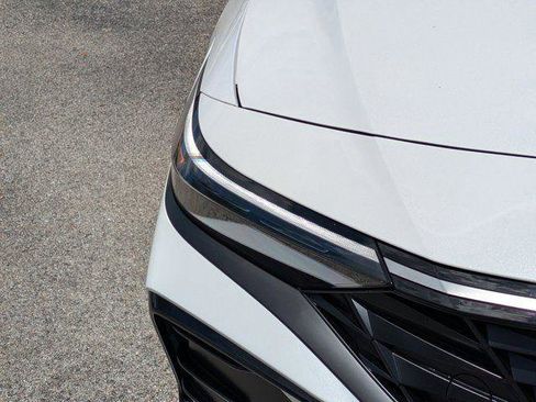 New 2026 Hyundai Elantra SEL Sport Premium FWD image 7