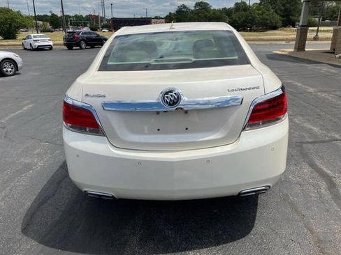 Used 2013 Buick LaCrosse Premium w/ Driver Confidence Package FWD image 4