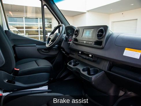 Used 2024 Mercedes-Benz Sprinter 144 Cargo image 37