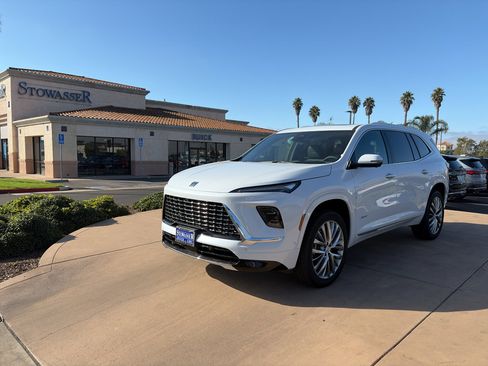 New 2026 Buick Enclave Avenir w/ Super Cruise Package FWD image 1
