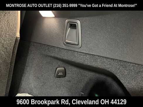 New 2026 Volvo XC90 B6 Plus w/ Protection Package Premier image 39