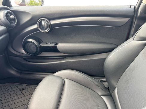 Used 2023 MINI Cooper S FWD image 19