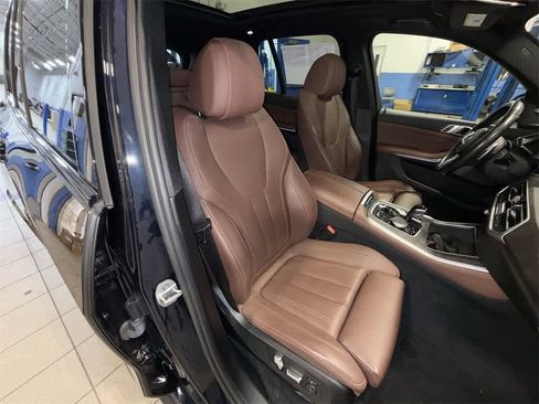 Used 2022 BMW X5 xDrive45e w/ M Sport Package image 16
