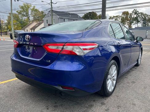 Used 2018 Toyota Camry LE w/ Convenience Package image 5