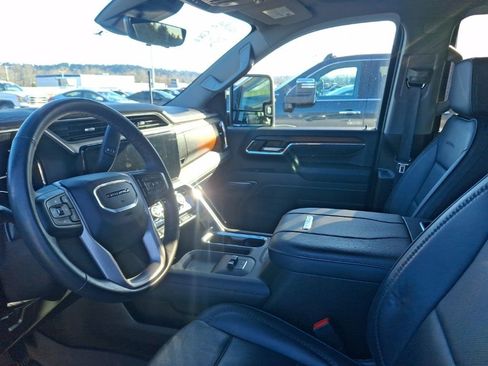 Used 2024 GMC Sierra 3500 Denali w/ Denali Reserve Package image 12