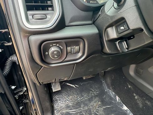 New 2026 RAM 2500 Laramie image 23