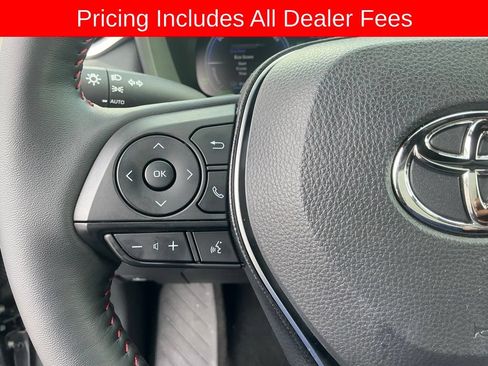 Used 2025 Toyota RAV4 XSE w/ Weather Package AWD/4WD image 14