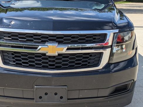 Used 2017 Chevrolet Suburban LT AWD/4WD image 8
