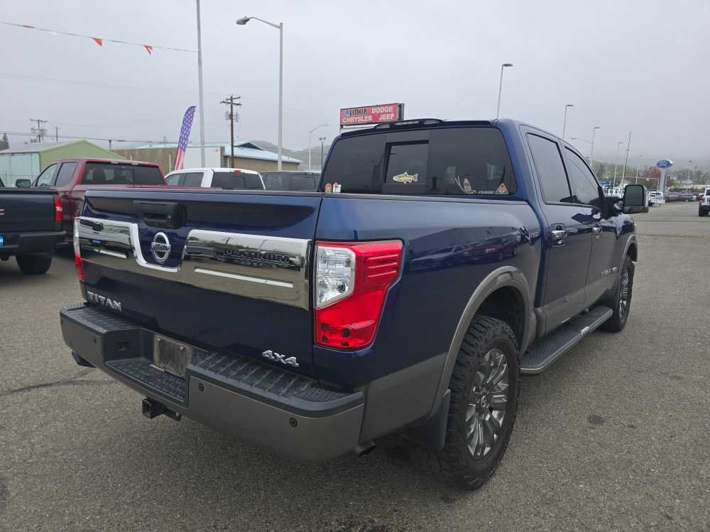 Used 2018 Nissan Titan Platinum Reserve w/ Platinum Utility Package AWD/4WD image 17