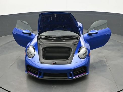 Certified 2026 Porsche 911 Carrera T image 29