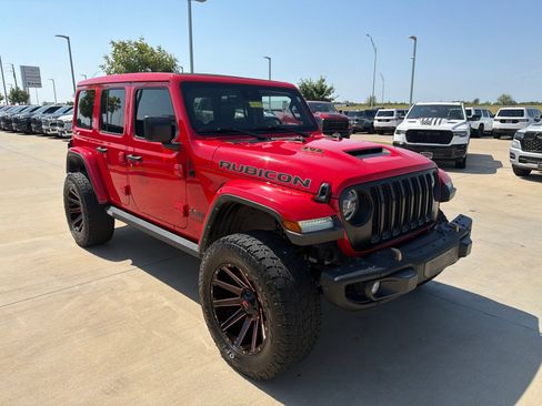 Used 2021 Jeep Wrangler Unlimited Rubicon w/ Trailer Tow Package AWD/4WD image 7