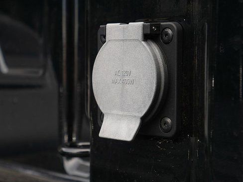 Used 2023 Chevrolet Silverado 1500 LT image 55