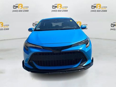 Used 2020 Toyota Corolla SE w/ Carpet Mat Package FWD image 2