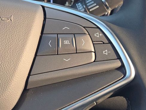 New 2025 Cadillac XT5 Luxury image 33