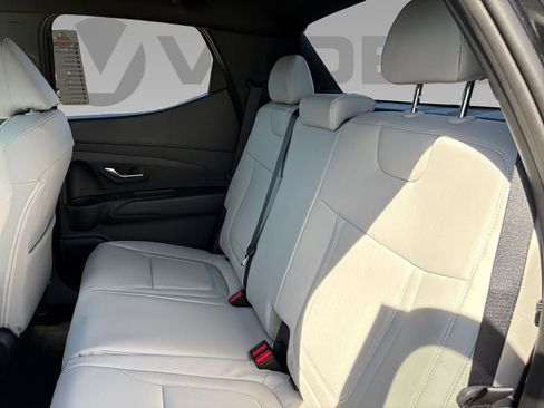 New 2026 Hyundai Santa Cruz SEL FWD image 3