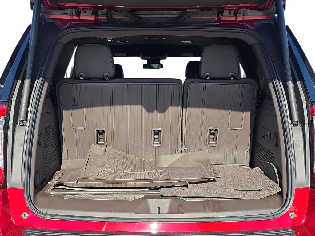Used 2023 GMC Yukon Denali RWD image 30