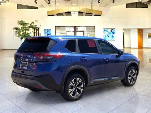 Certified 2023 Nissan Rogue SV FWD image 5