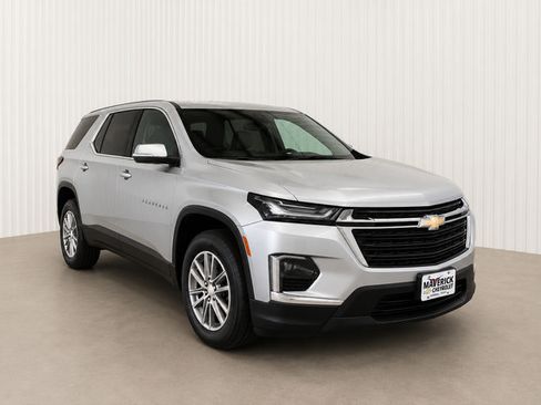 Used 2023 Chevrolet Traverse LS w/ Safety Package FWD image 1