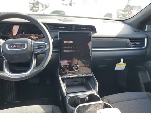 New 2027 GMC Terrain Elevation w/ Black Edition FWD image 14