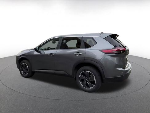 Used 2025 Nissan Rogue SV image 10