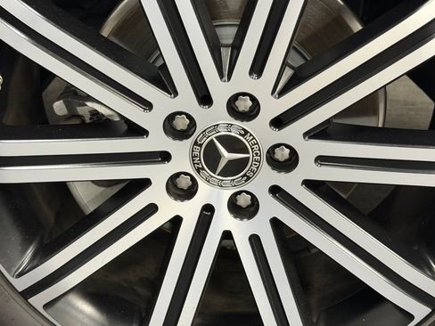 Certified 2025 Mercedes-Benz GLE 350 4MATIC image 18