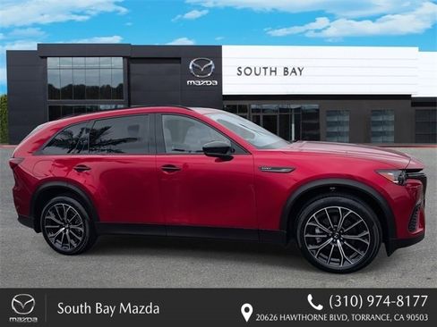 Used 2025 MAZDA CX-70 Plug-In Hybrid w/ Premium Plus image 2